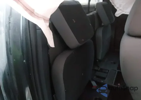 2019 Toyota Tacoma Sr5 V6 z USA, uszkodzony, nr VIN 5TFSZ5AN5KX175005